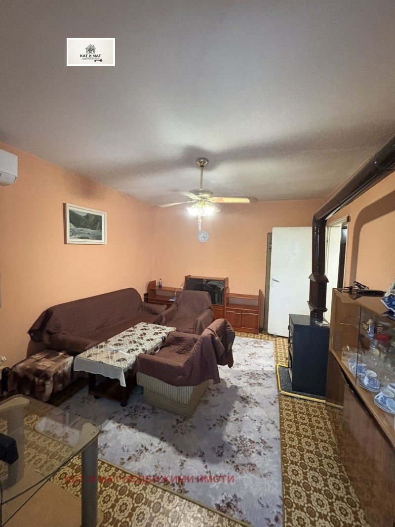 Продава 1-СТАЕН, град Русе, Дружба 1 • 55000 € / 107570.65 лв. • 68697562 1 — Holmes.bg Продава 1-СТАЕН, град Русе, Дружба 1 • 55000 € / 107570.65 лв. • 68697562 1