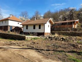 Продажба на имоти в с. Сопот, област Ловеч - изображение 7 