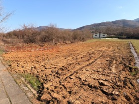 Продава Парцел, гр. Правец