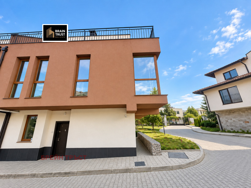 Продава КЪЩА, град София, с. Панчарево • 473800 € • 74911572 1 — Holmes.bg Продава КЪЩА, град София, с. Панчарево • 473800 € • 74911572 1