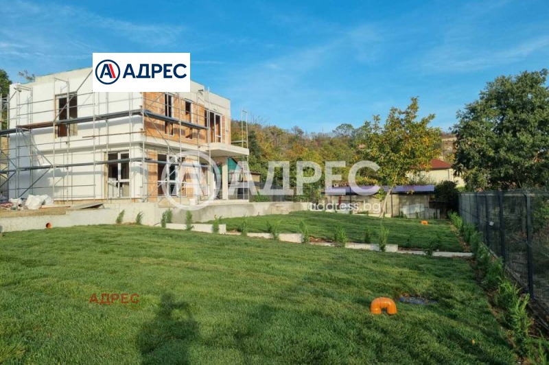 Продава КЪЩА, град Варна, м-т Сълзица • 310000 € • 48084883 1 — Holmes.bg Продава КЪЩА, град Варна, м-т Сълзица • 310000 € • 48084883 1