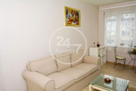Продажба на етажи от къща в град Варна - изображение 11 