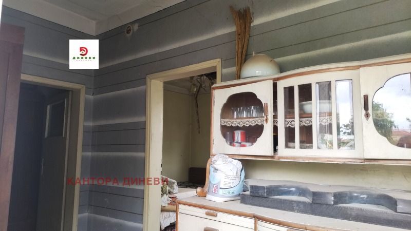 Продава КЪЩА, област Стара Загора, гр. Мъглиж • 49800 € • 40417937 1 — Holmes.bg Продава КЪЩА, област Стара Загора, гр. Мъглиж • 49800 € • 40417937 1