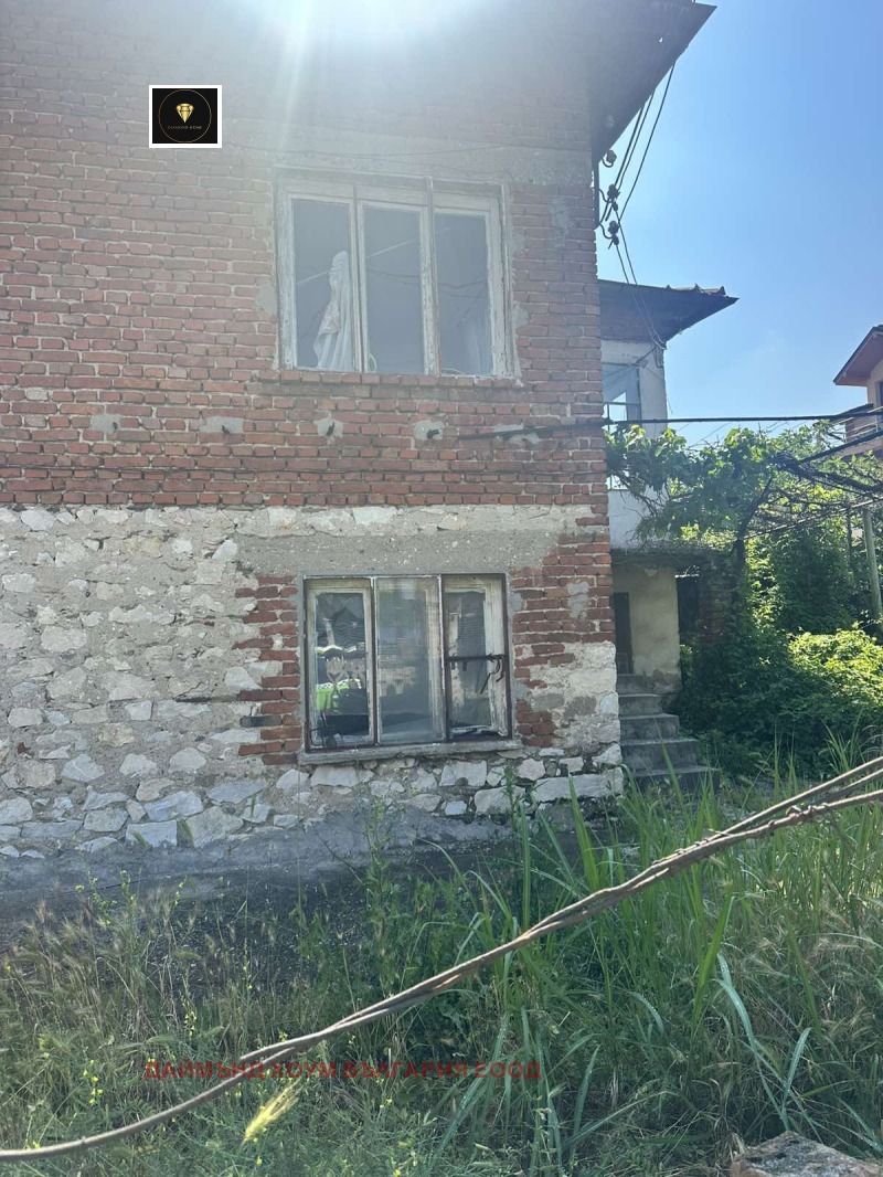 Продава КЪЩА, област Пловдив, с. Белащица • 170000 € / 332491.10 лв. • 74401561 1 — Holmes.bg Продава КЪЩА, област Пловдив, с. Белащица • 170000 € / 332491.10 лв. • 74401561 1