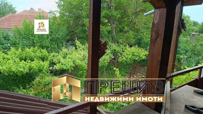 Продава КЪЩА, област Шумен, с. Златна нива • 99000 € / 193627.17 лв. • 79885022 1 — Holmes.bg Продава КЪЩА, област Шумен, с. Златна нива • 99000 € / 193627.17 лв. • 79885022 1
