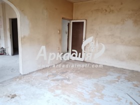 Обява Продава 3-СТАЕН,град Пловдив, Въстанически