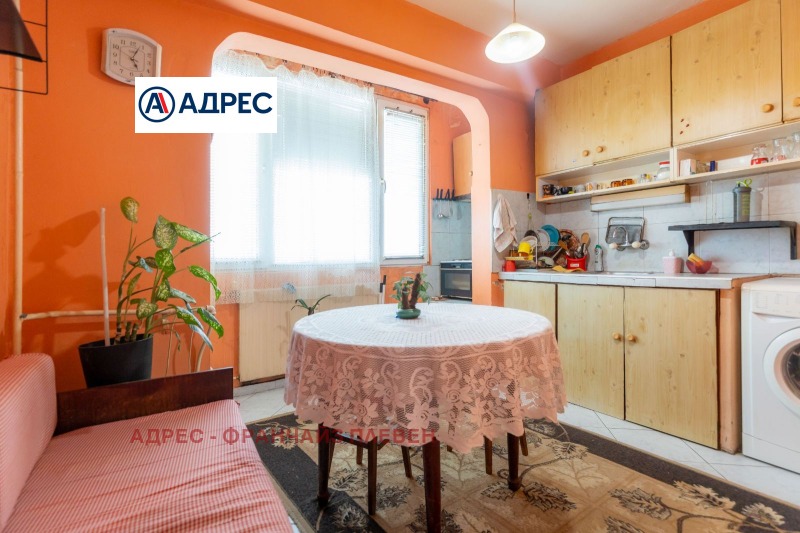 Продава 2-СТАЕН, град Плевен, Сторгозия • 68000 € • 56425869 1 — Holmes.bg Продава 2-СТАЕН, град Плевен, Сторгозия • 68000 € • 56425869 1