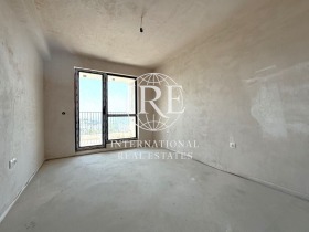 Обява Продава 2-СТАЕН,град Варна, Владислав Варненчик 1