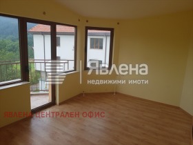 Обява Продава ХОТЕЛ,град Смолян, в.з. Смолян