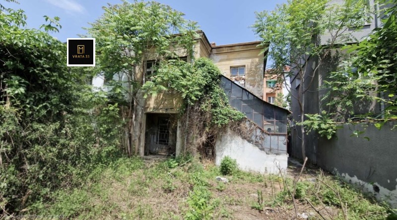 Продава ЕТАЖ ОТ КЪЩА, град София, Зона Б-5 • 430000 € / 841006.90 лв. • 50285838 1 — Holmes.bg Продава ЕТАЖ ОТ КЪЩА, град София, Зона Б-5 • 430000 € / 841006.90 лв. • 50285838 1