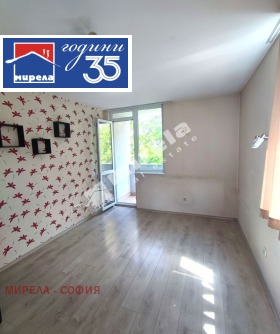 Обява Продава 2-СТАЕН,град София, Редута>