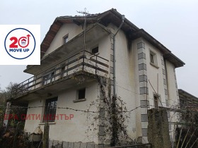 Продава Къща, с. Остра могила