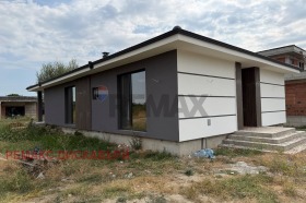 Продава Къща, с. Войводиново