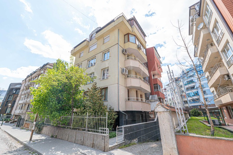 Продава 3-СТАЕН, град София, Лозенец • 360000 € / 704098.80 лв. • 50076779 1 — Holmes.bg Продава 3-СТАЕН, град София, Лозенец • 360000 € / 704098.80 лв. • 50076779 1