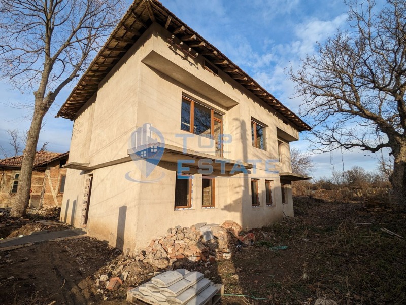Продава  Къща, област Велико Търново, с. Камен • 75 000 EUR • ID 31079948 — holmes.bg - [1] 