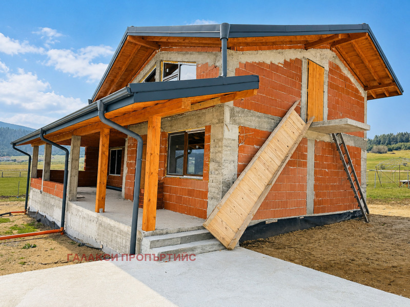 Продава КЪЩА, област Пазарджик, гр. Батак • 175000 € • 25596013 1 — Holmes.bg Продава КЪЩА, област Пазарджик, гр. Батак • 175000 € • 25596013 1