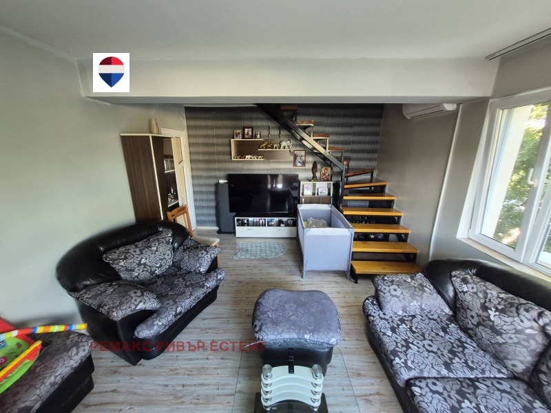 Продава МЕЗОНЕТ, град Русе, Родина 2 • 164900 € / 322516.37 лв. • 69342235 1 — Holmes.bg Продава МЕЗОНЕТ, град Русе, Родина 2 • 164900 € / 322516.37 лв. • 69342235 1