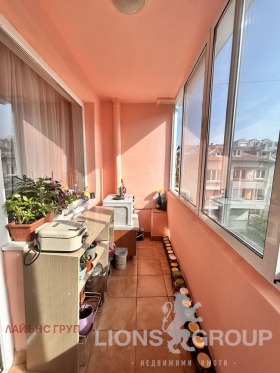 Обява Продава 2-СТАЕН,град Варна, Център