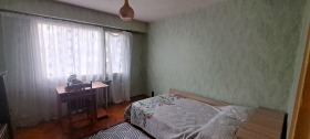 Продажба на тристайни апартаменти в град Русе - изображение 9 
