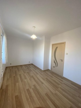 Продава КЪЩА | Imot.bg — малка снимка 8