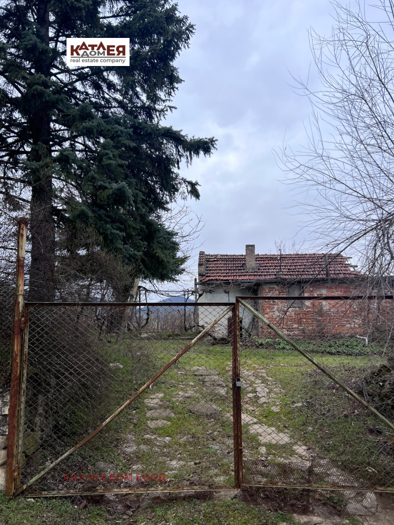 Продава ВИЛА, град Враца, Студентски град • 17000 € / 33249.11 лв. • 29685276 1 — Holmes.bg Продава ВИЛА, град Враца, Студентски град • 17000 € / 33249.11 лв. • 29685276 1