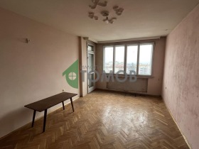 Продажба на тристайни апартаменти в град Шумен - изображение 9 