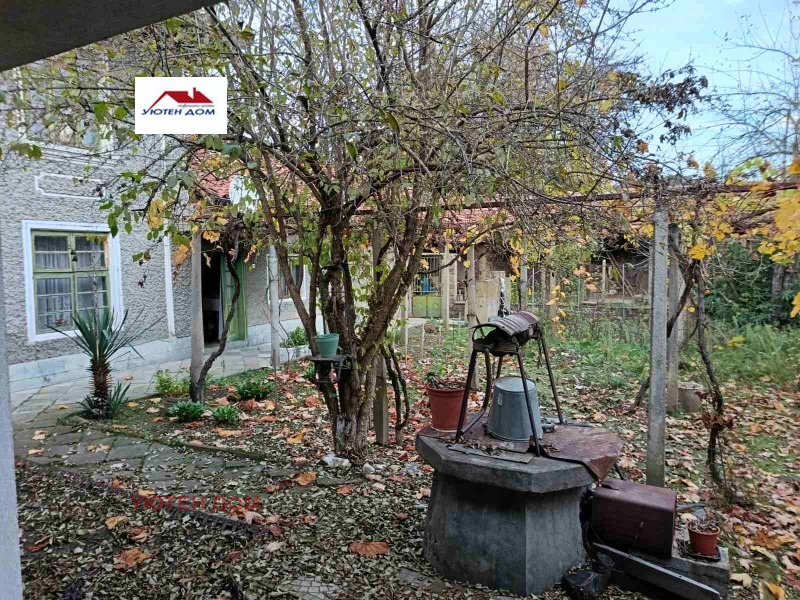 Продава КЪЩА, област Шумен, с. Веселиново • 56000 лв. / 28632.35 € • 56768108 1 — Holmes.bg Продава КЪЩА, област Шумен, с. Веселиново • 56000 лв. / 28632.35 € • 56768108 1