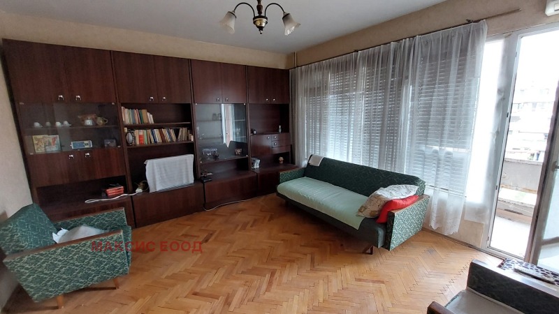 Продава 2-СТАЕН, град Пловдив, Кючук Париж • 88000 € / 172113.04 лв. • 16244951 1 — Holmes.bg Продава 2-СТАЕН, град Пловдив, Кючук Париж • 88000 € / 172113.04 лв. • 16244951 1