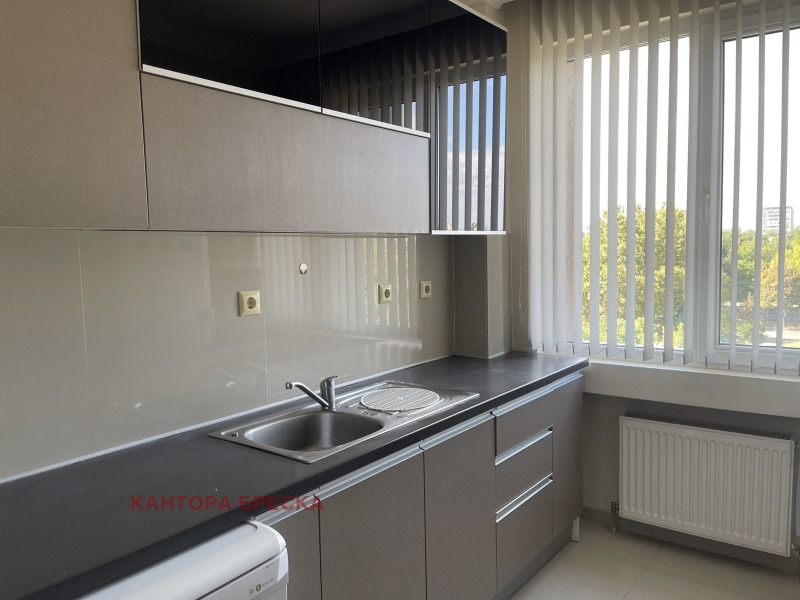 Продава 3-СТАЕН, град Пловдив, Тракия • 199900 € • 89737236 1 — Holmes.bg Продава 3-СТАЕН, град Пловдив, Тракия • 199900 € • 89737236 1