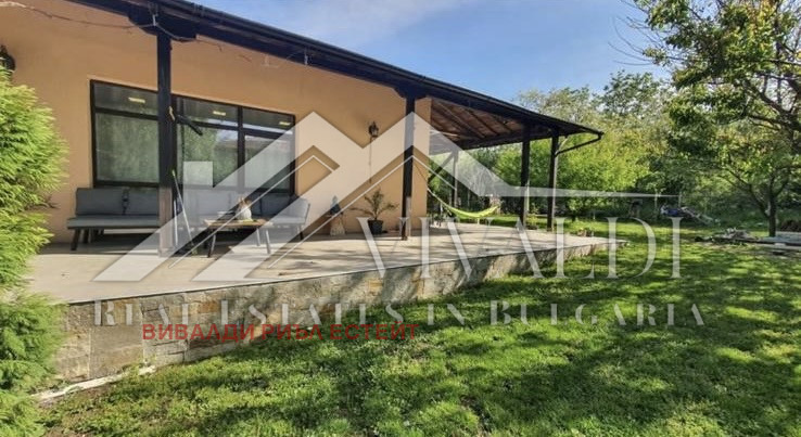 Продава КЪЩА, област Варна, с. Средно село • 198200 € / 387645.51 лв. • 39941441 1 — Holmes.bg Продава КЪЩА, област Варна, с. Средно село • 198200 € / 387645.51 лв. • 39941441 1