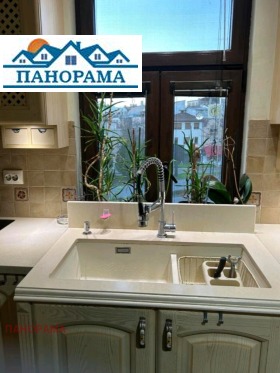 Обява Продава КЪЩА,град Пловдив, Център