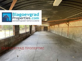 Продажба на имоти в Втора промишлена зона, град Благоевград - изображение 1 