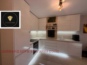 Обява Продава 2-СТАЕН,град Пловдив, Кючук Париж