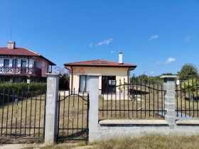 Продава Къща, гр. Царево