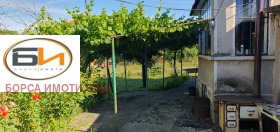 Продава Къща, с. Голямо Пещене
