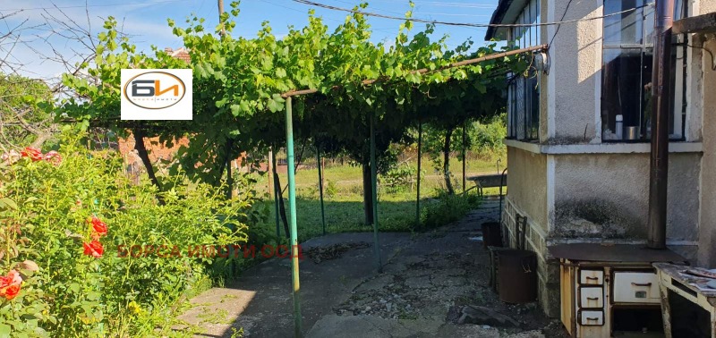 Продава КЪЩА, област Враца, с. Голямо Пещене • 55000 € / 107570.65 лв. • 76489626 1 — Holmes.bg Продава КЪЩА, област Враца, с. Голямо Пещене • 55000 € / 107570.65 лв. • 76489626 1