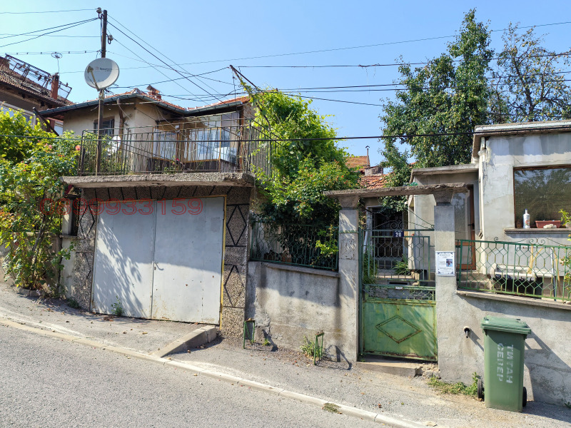 Продава КЪЩА, област Монтана, гр. Лом • 55000 € • 74489732 1 — Holmes.bg Продава КЪЩА, област Монтана, гр. Лом • 55000 € • 74489732 1