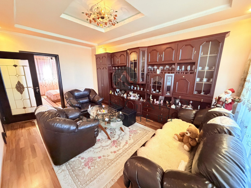Продава 3-СТАЕН, град Пловдив, Изгрев • 97999 € • 95067788 1 — Holmes.bg Продава 3-СТАЕН, град Пловдив, Изгрев • 97999 € • 95067788 1