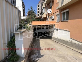 Продава Гараж, Паркомясто, град София