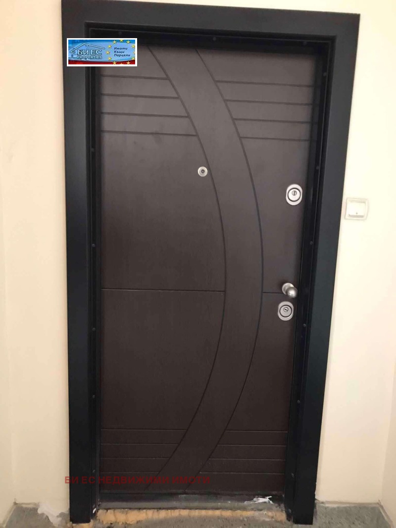 Продава 3-СТАЕН, град Перник, Мошино • 190000 лв. / 97145.46 € • 91093016 1 — Holmes.bg Продава 3-СТАЕН, град Перник, Мошино • 190000 лв. / 97145.46 € • 91093016 1