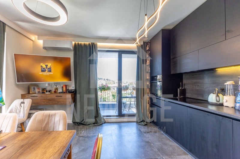 Продава 3-СТАЕН, град Варна, Левски 1 • 198800 € / 388819.00 лв. • 87564669 1 — Holmes.bg Продава 3-СТАЕН, град Варна, Левски 1 • 198800 € / 388819.00 лв. • 87564669 1