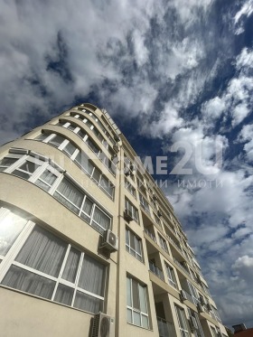 Продажба на четеристайни апартаменти в град Варна — страница 8 - изображение 20 