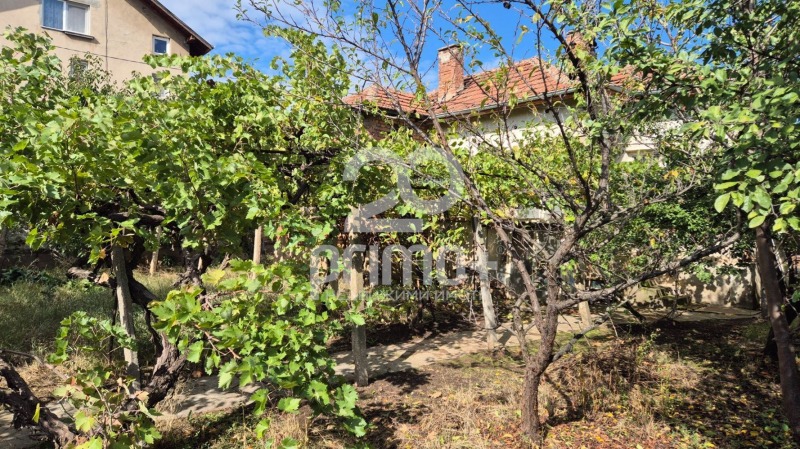 Продава КЪЩА, град София, гр. Нови Искър • 180000 € / 352049.40 лв. • 59438382 1 — Holmes.bg Продава КЪЩА, град София, гр. Нови Искър • 180000 € / 352049.40 лв. • 59438382 1