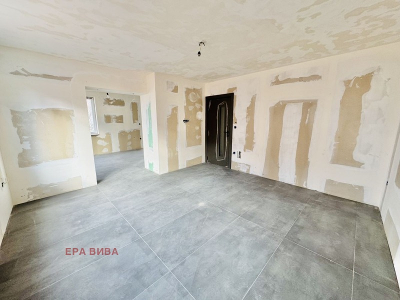 Продава 4-СТАЕН, град Варна, Гръцка махала • 375000 € • 72563627 1 — Holmes.bg Продава 4-СТАЕН, град Варна, Гръцка махала • 375000 € • 72563627 1