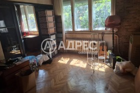 Продава 3-стаен, град София