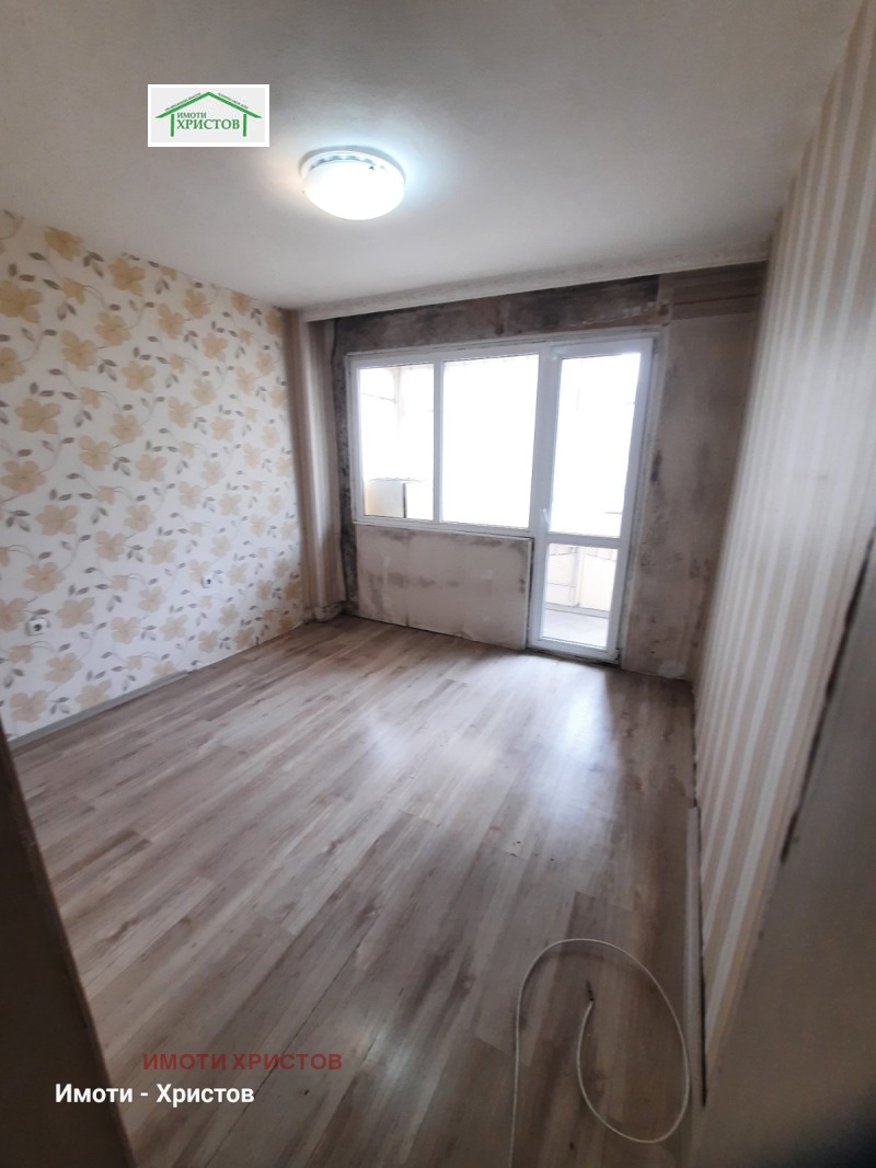 Продава 2-СТАЕН, град Шумен, 5-ти полк • 85000 € / 166245.55 лв. • 49721547 1 — Holmes.bg Продава 2-СТАЕН, град Шумен, 5-ти полк • 85000 € / 166245.55 лв. • 49721547 1