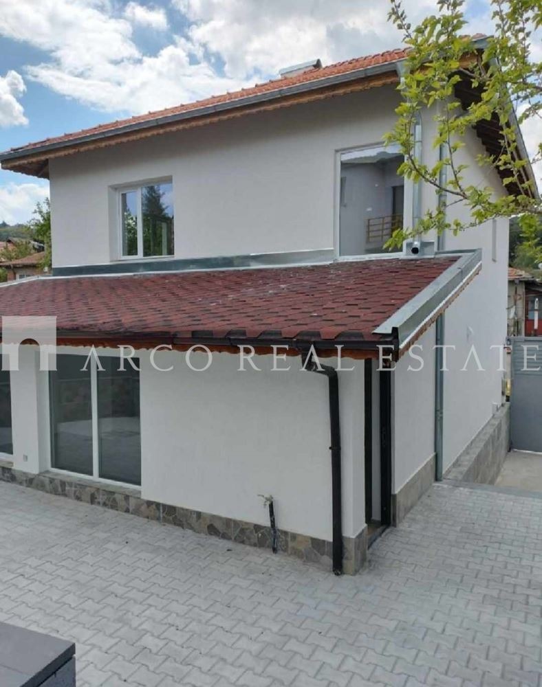 Продава  Къща, област Пловдив, с. Марково •  207 900 EUR • ID 89382538 — holmes.bg - [1] 