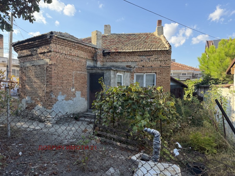 Продава КЪЩА, град Добрич, Център • 70000 € • 18559447 1 — Holmes.bg Продава КЪЩА, град Добрич, Център • 70000 € • 18559447 1