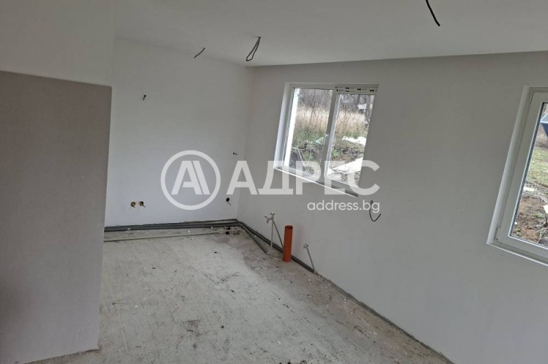 Продава КЪЩА, област София, с. Пожарево • 243000 € / 475266.69 лв. • 94921241 1 — Holmes.bg Продава КЪЩА, област София, с. Пожарево • 243000 € / 475266.69 лв. • 94921241 1