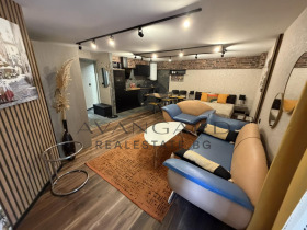 ОФИС, 155 m2 - Holmes.bg ОФИС, 155 m2